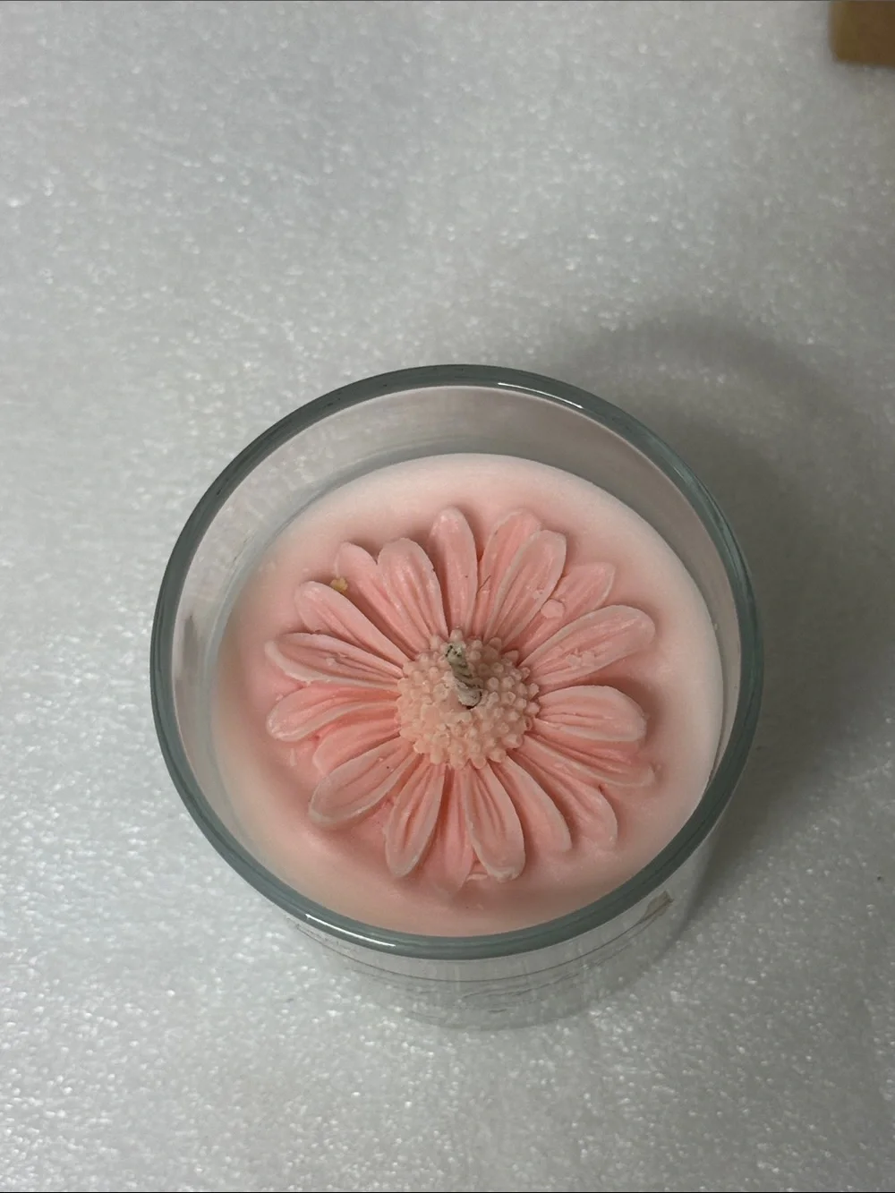 🌸✨ Hand-Poured Pink Floral Soy Candle with Sparkling Rhinestone Lid ✨🌸